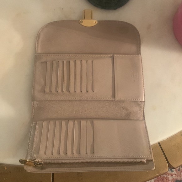 LOUIS VUITTON TAUPE EMPRENTE LEATHER MONOGRAM WALLET - Picture 8 of 11